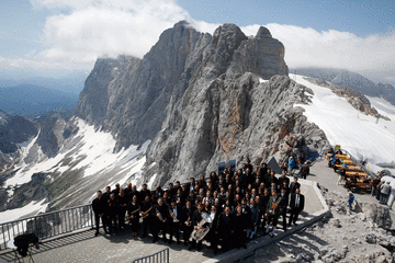 2019 Mid Europe Dachstein Wywop Gruppenfoto 001 © Herbert Raffalt